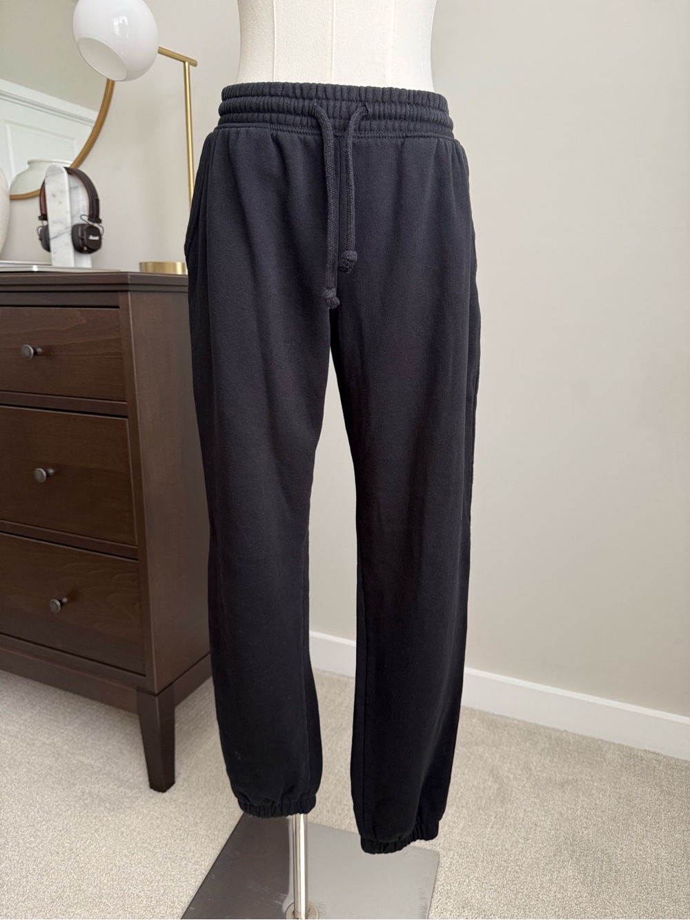 H&M DIVIDED Black Jogger Sweatpants